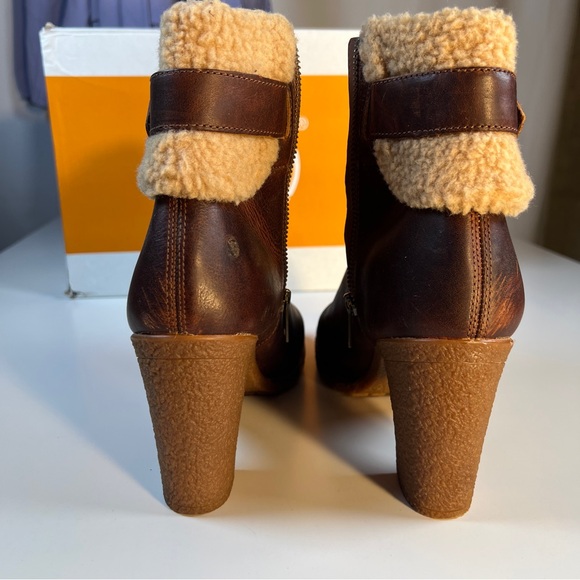 Timberland Shearling & Waxed Leather 3.25in Heel Boots w/Waximum kit, sz10 - Picture 3 of 11
